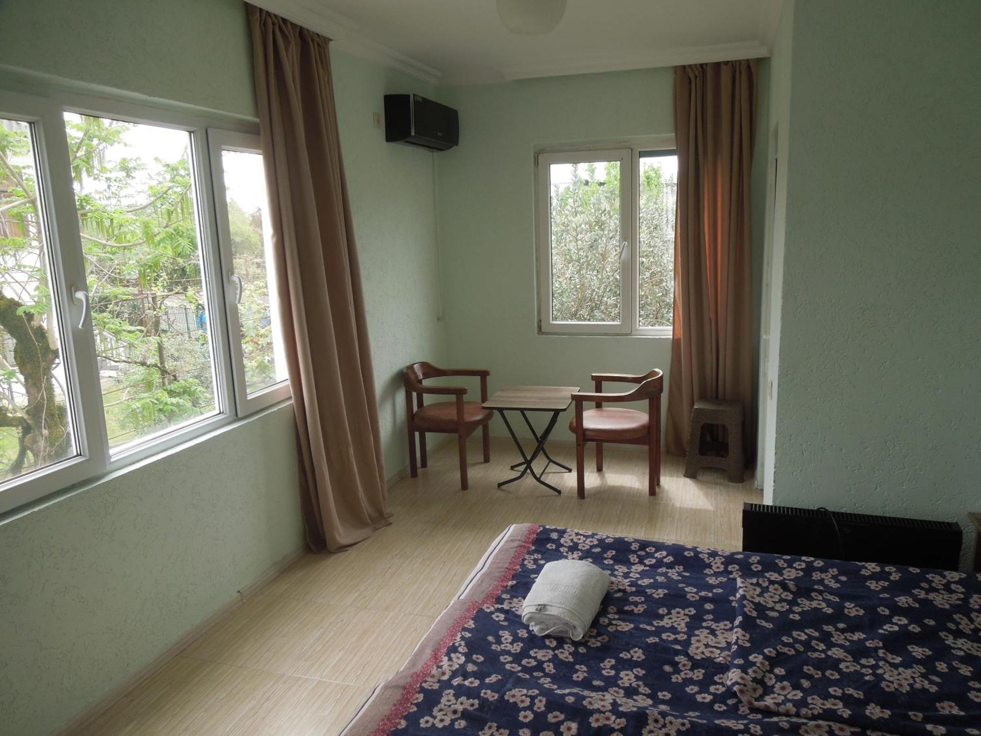 Hotel Zaza Kobuleti Esterno foto